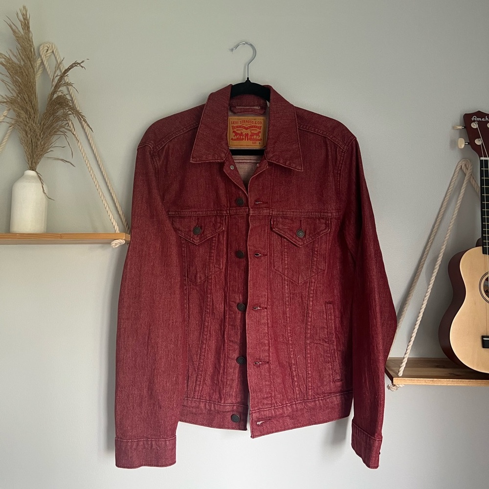 Levi’s Red Denim 😍